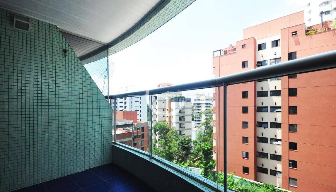 Apartamento à venda e aluguel com 3 quartos, 134m² - Foto 2